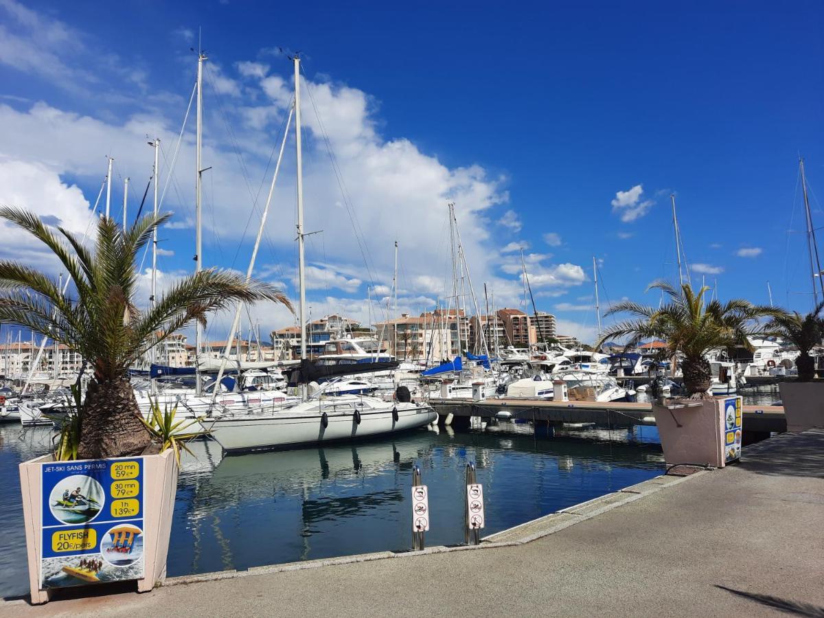 Coeur Marina Climatise Terrasse Parking Apartment Frejus Ngoại thất bức ảnh